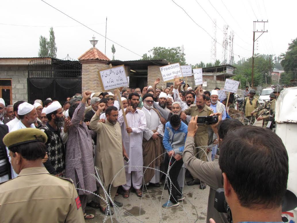 Agitation to continue till ‘freedom’ from India: Aga Hassan